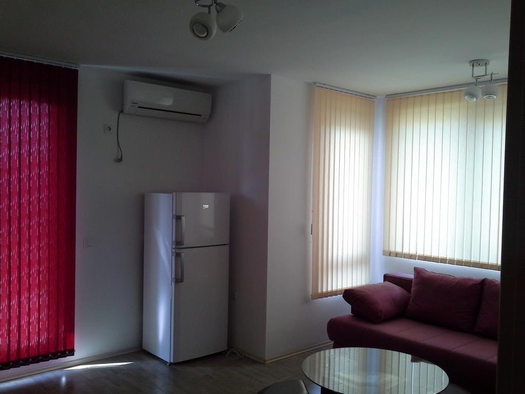 Burgas Sarafovo Apartment Ngoại thất bức ảnh